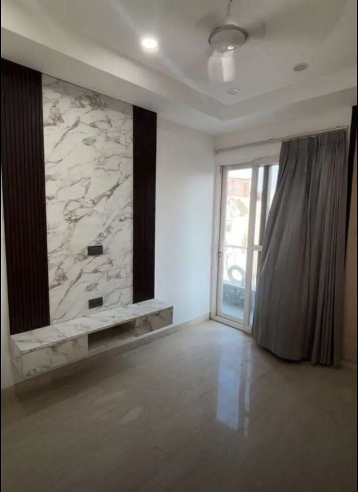 780 Sqft 2BHK for Sale in Vikaspuri, Delhi